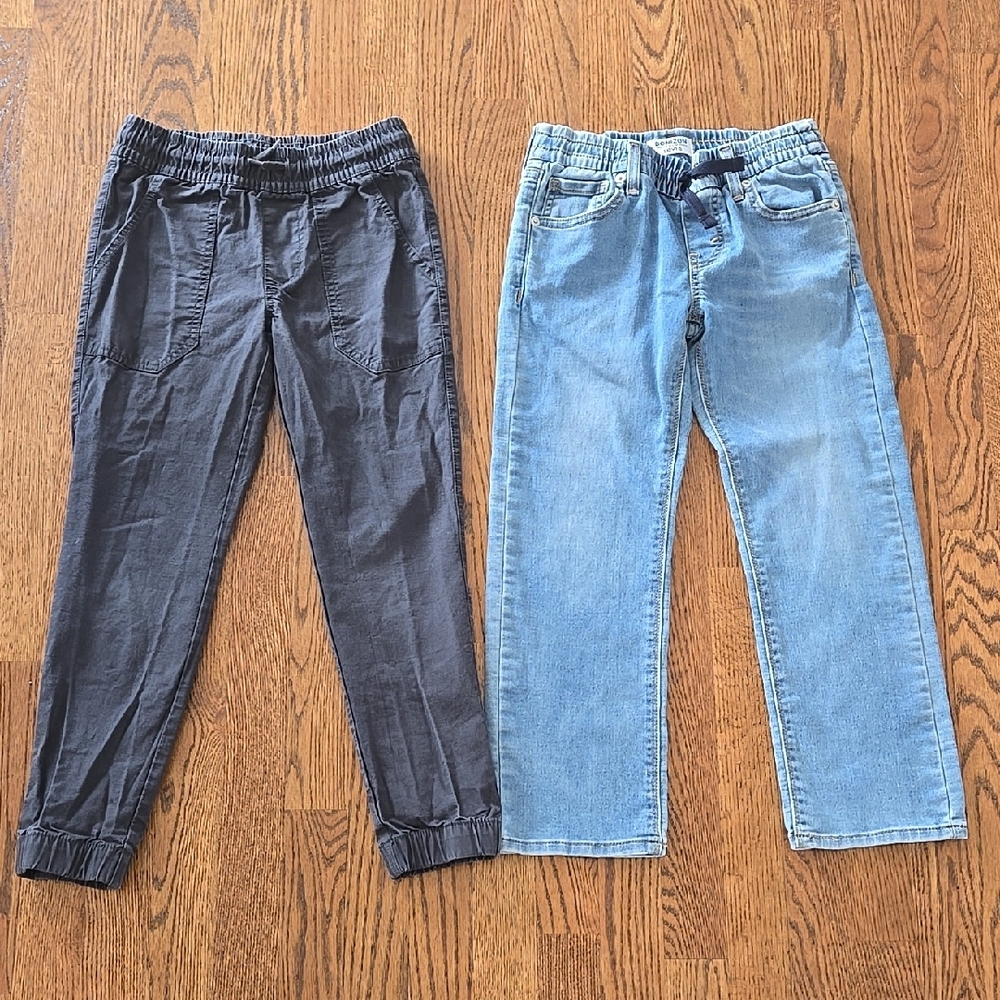 Classic Blue Denim Jeans with Stretch Fit and Mid-Rise Waist